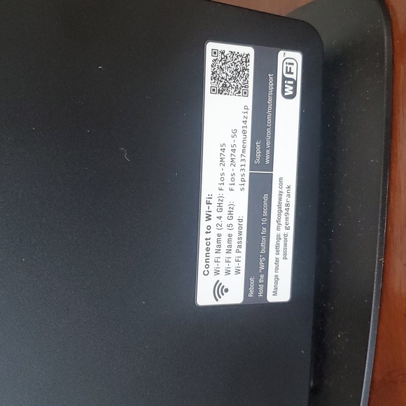 Verizon Wi-Fi Router Fios-G1100 - Picture 3 of 3